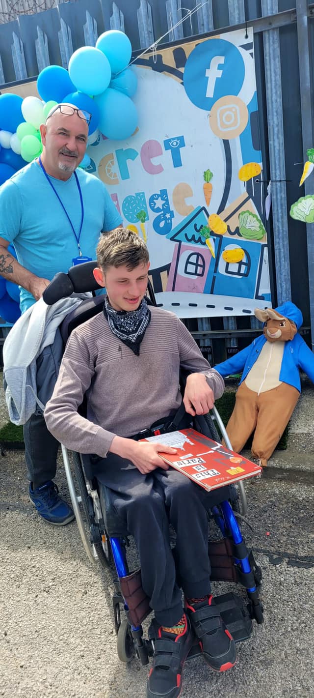 Interactive sensory technology session at Active Day Care Hull